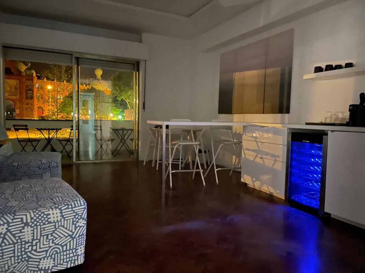 Opa! Lisbon Old School Lofts - A Member Of Eumeamo Group Hotell Exteriör bild